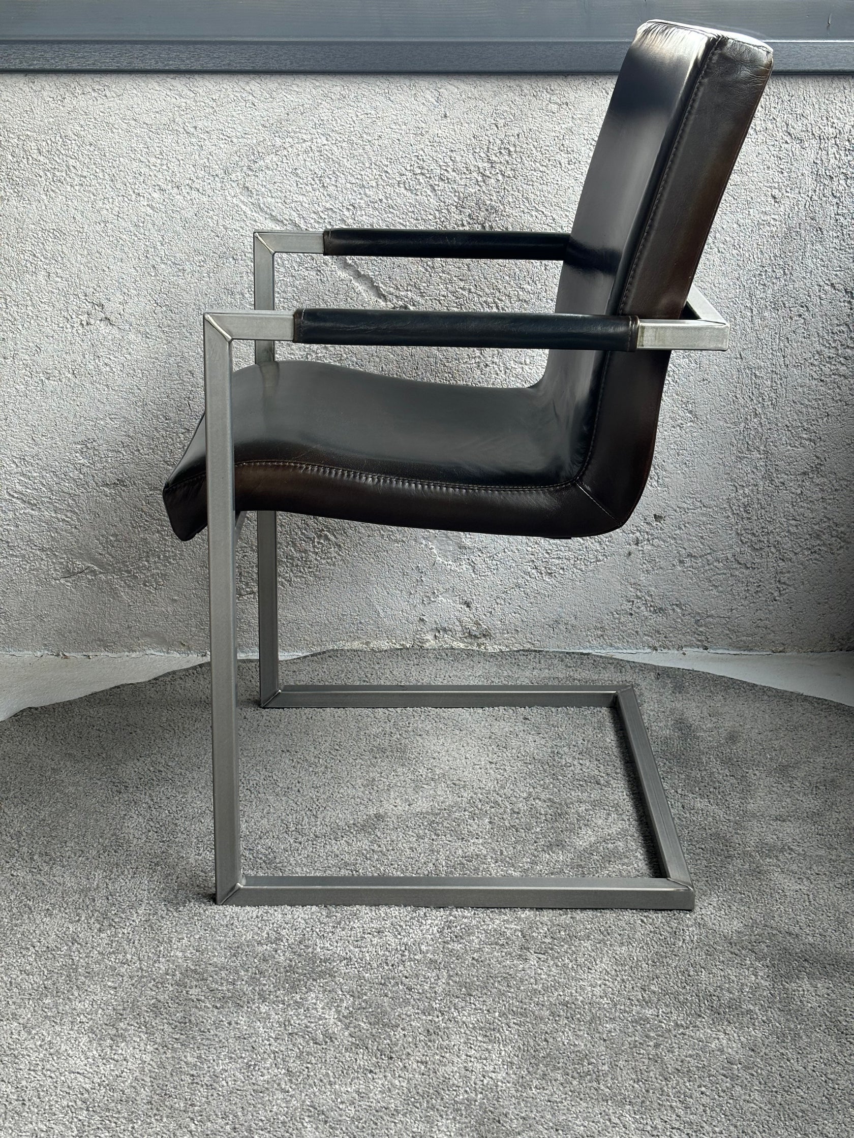 Scaun Sabina A - din stoc de vanzare